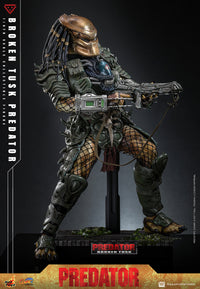 Broken Tusk Predator Premium Action Figure