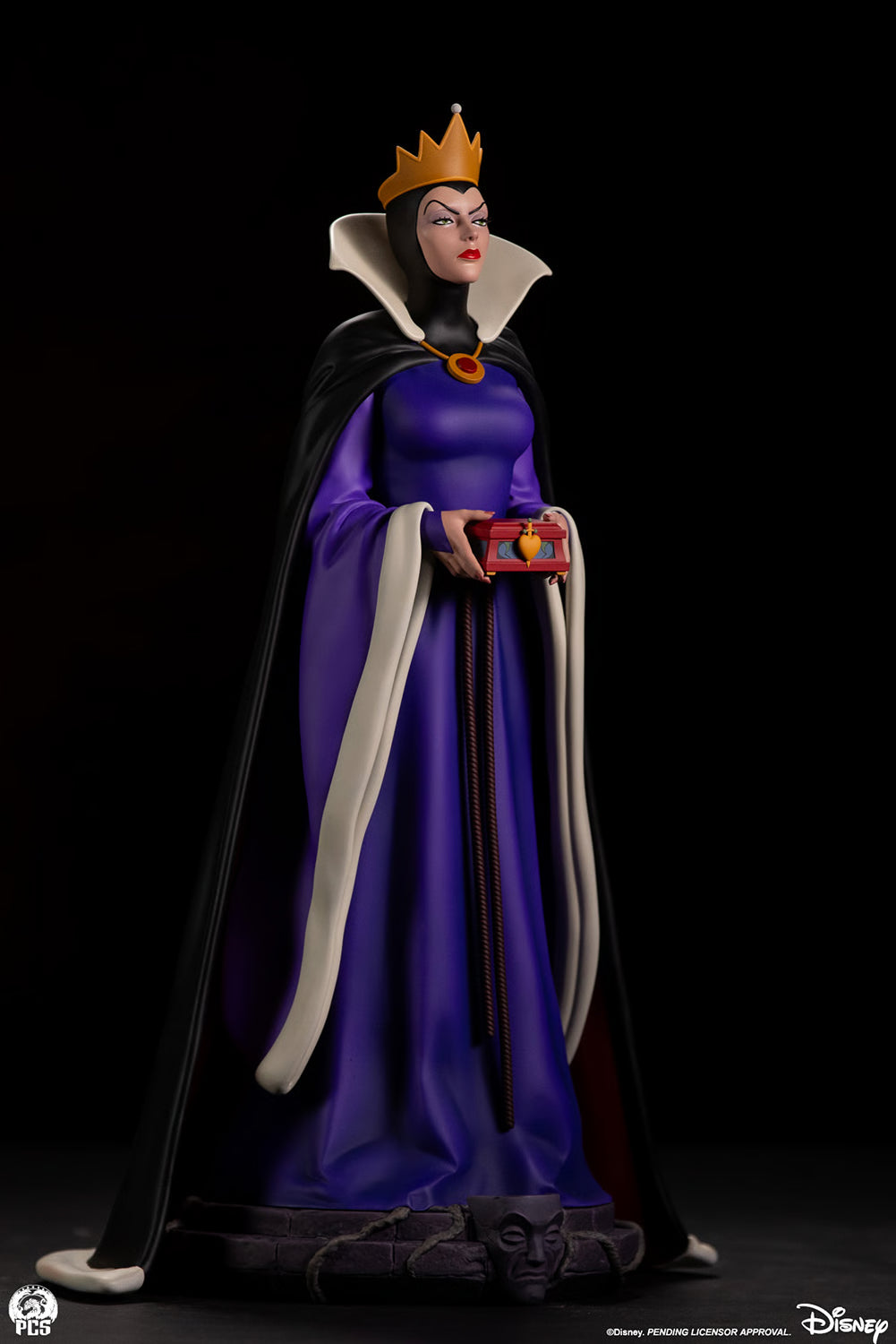 Disney Snow White Evil Queen Premium Collectible Statue