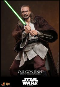 Qui-Gon Jinn Star Wars 1/6 Scale Collectible Figure