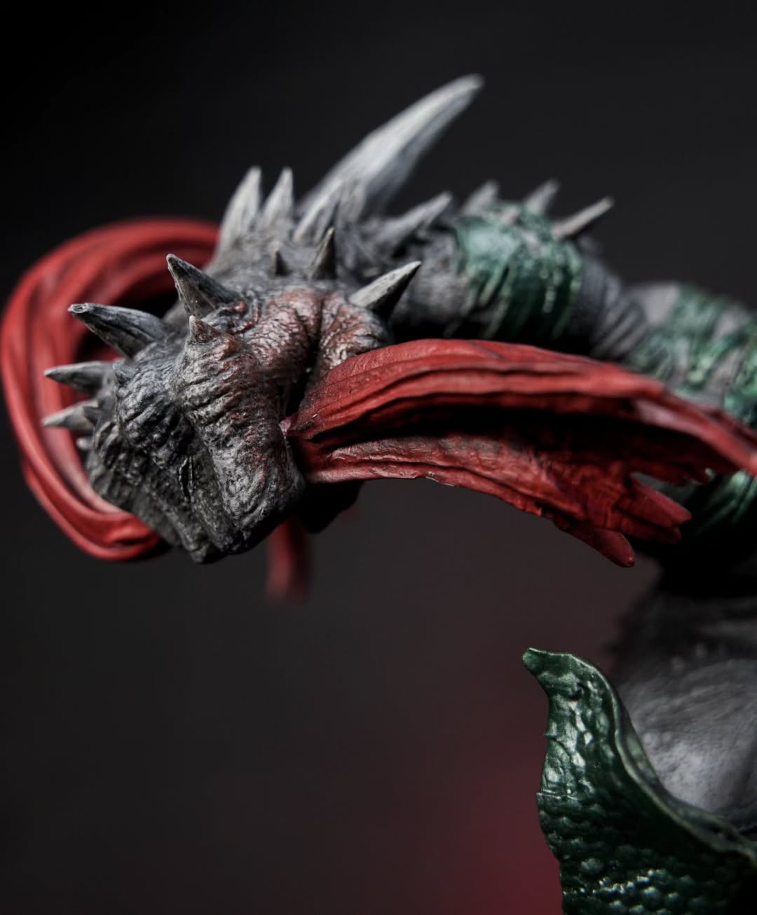 Doomsday vs Superman Figure